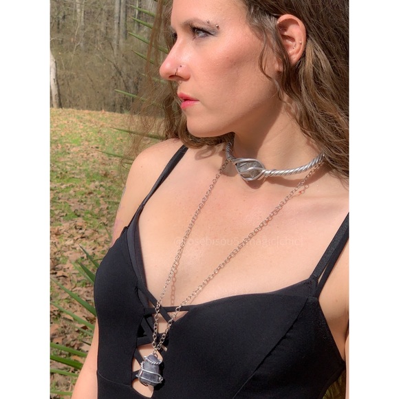 NEW✨wire wrap caged Smoky Quartz gemstone choker - Picture 3 of 8